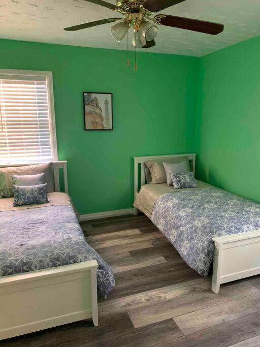 ナイアガラフォールズ Remodeled House Minutes To Falls Attractionsヴィラ エクステリア 写真